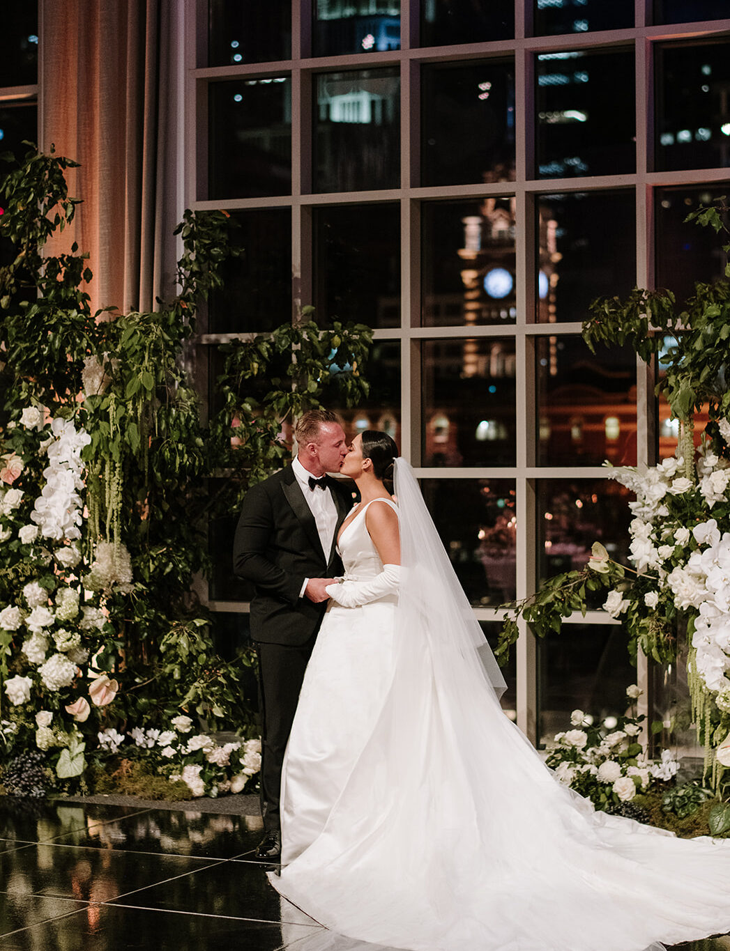 Wedding Florist, Anatomy of Flowers, Couple portrait